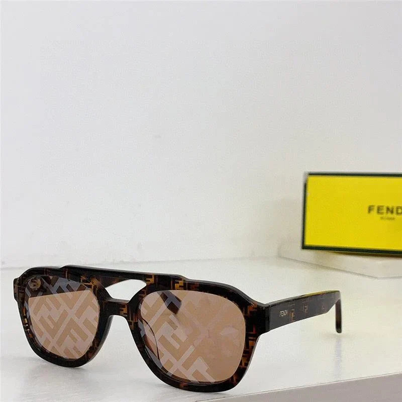 Fendi FE40076 Unisex Sunglasses
