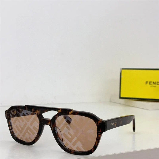 Fendi FE40076 Unisex Sunglasses