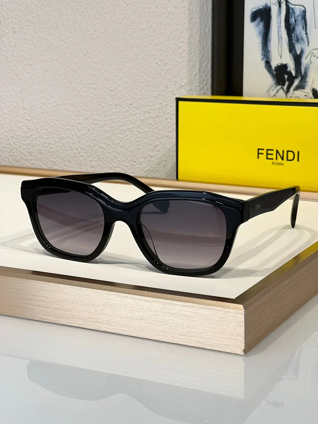 Fendi FE 40077I Men's Sunglasses