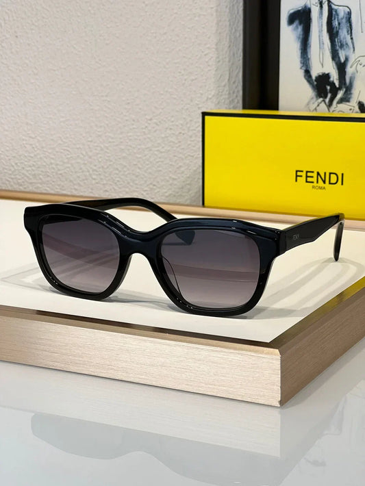 Fendi FE 40077I Men's Sunglasses