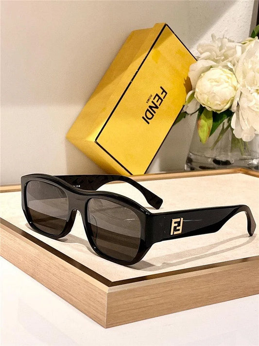 Fendi FE40117 Sunglasses Women's