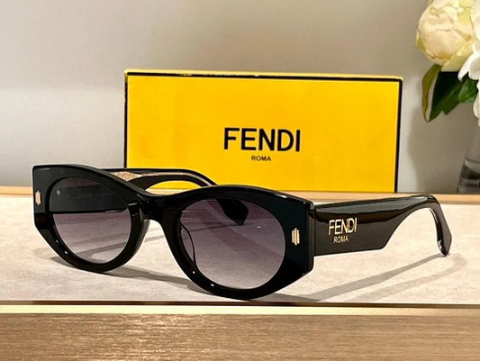 2024 FENDI Roma FE40125 Sunglasses shape Women's
