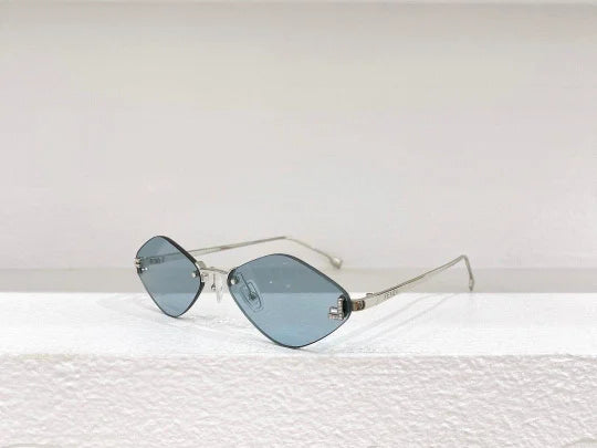Fendi First FE6082US sunglasses in metal oval shape Women's