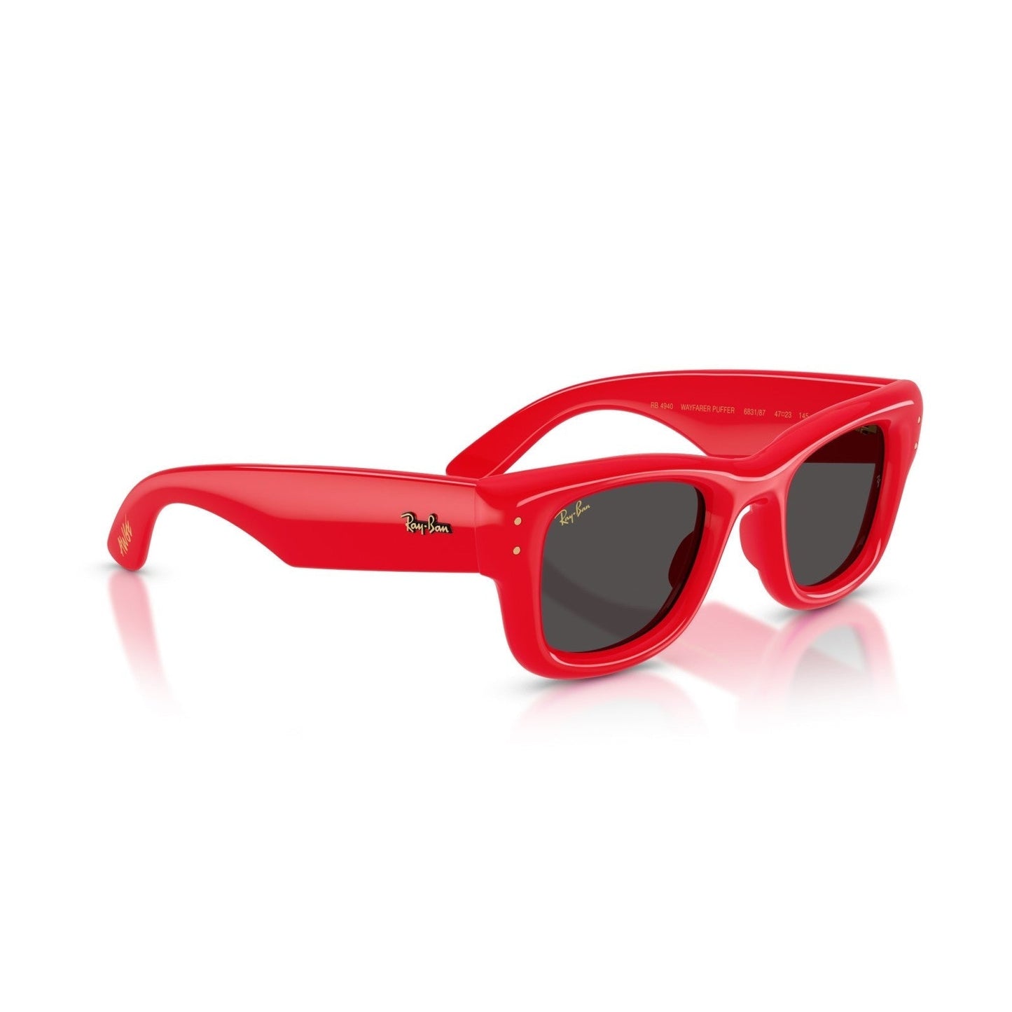 Ray-Ban RB 4940 Wayfarer Puffer 683187 Rosso | Occhiale Da Sole Unisex
